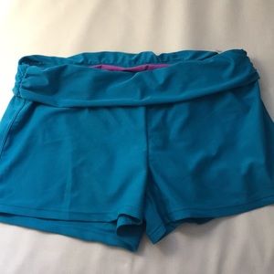 Athleta Pants - Athleta shorts Athleta Pants - Athleta shorts